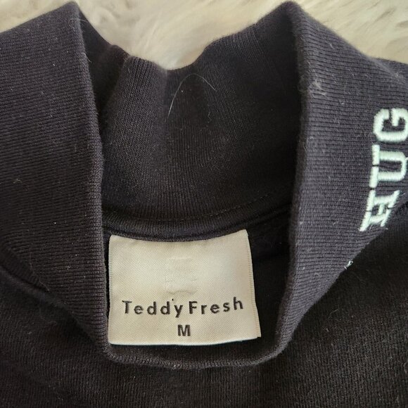 Teddy Fresh Sweatshirt Unisex M Need A Hug Color Block Mock Neck Black Pink - Picture 6 of 16